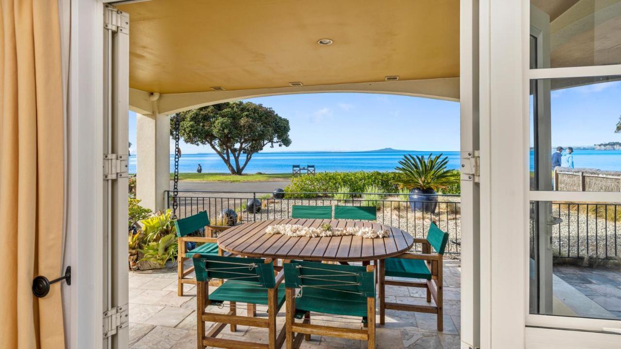 Beachfront Beauty Уангапараоа Екстериор снимка