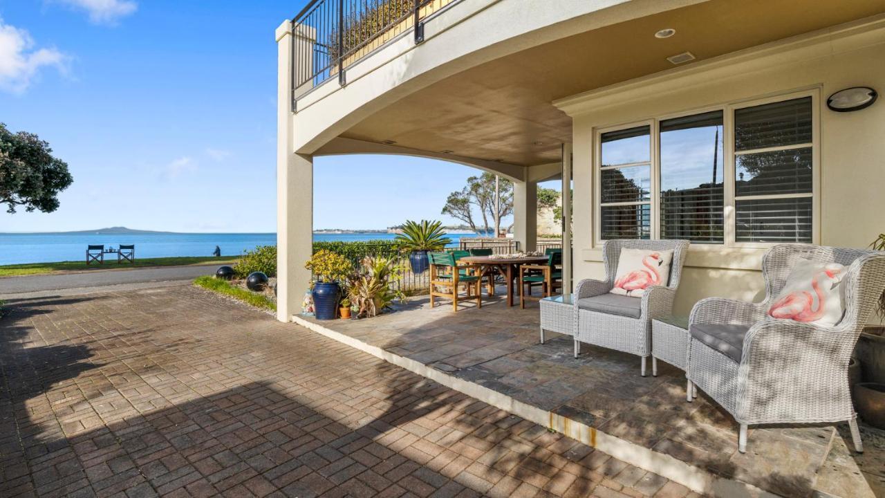 Beachfront Beauty Уангапараоа Екстериор снимка
